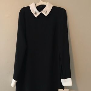 Victoria Beckham - rabbit collar black dress